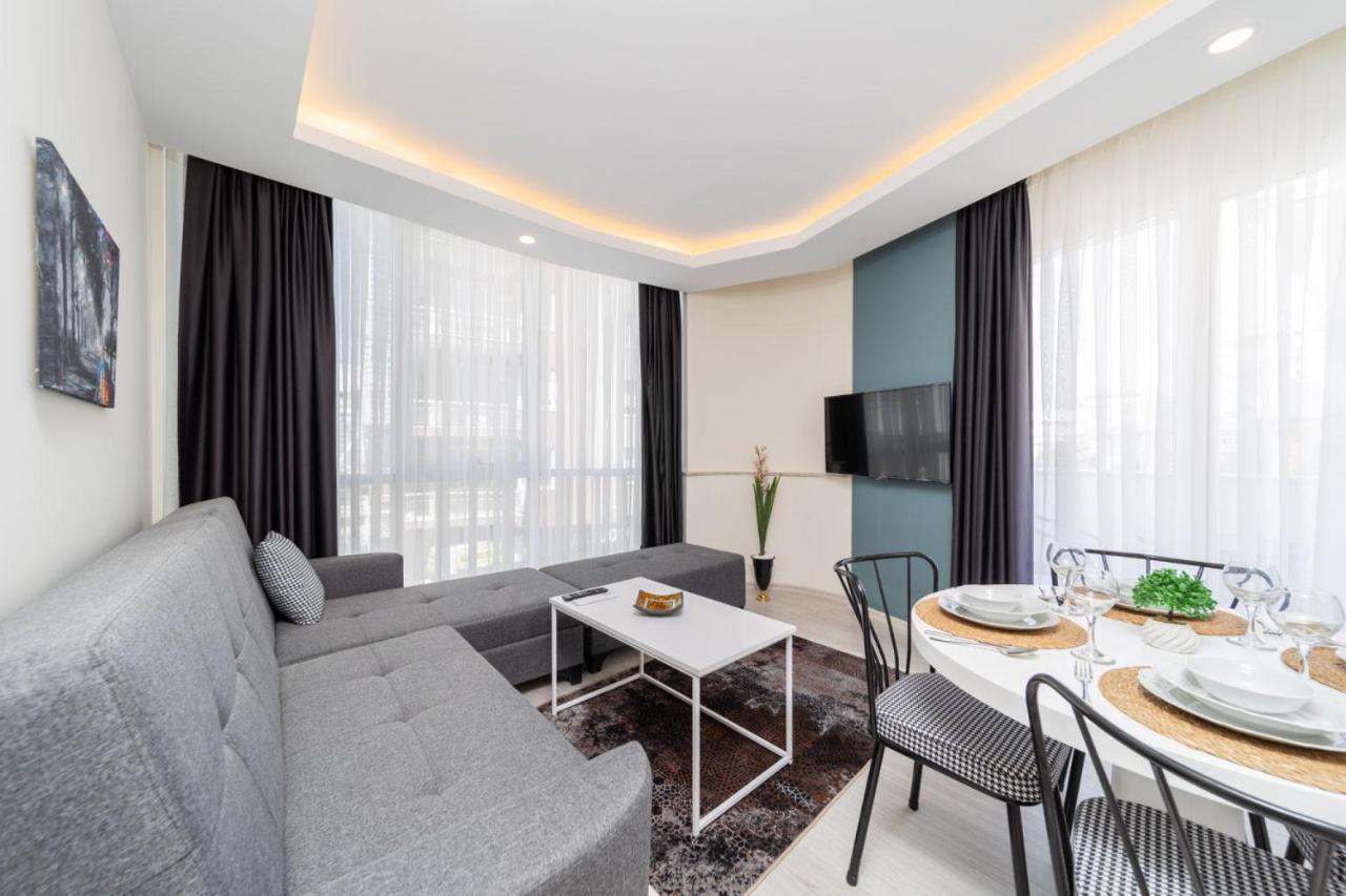 Hotel Hadrian Towers Antalia Esterno foto