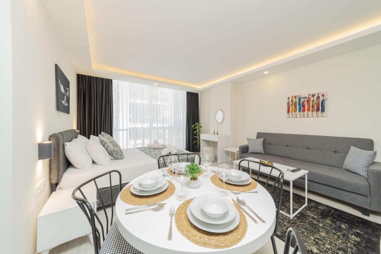 Hotel Hadrian Towers Antalia Esterno foto