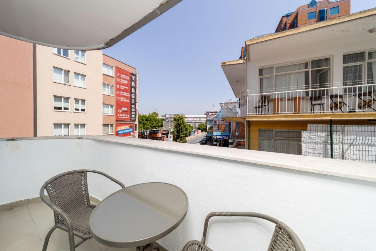 Hotel Hadrian Towers Antalia Esterno foto