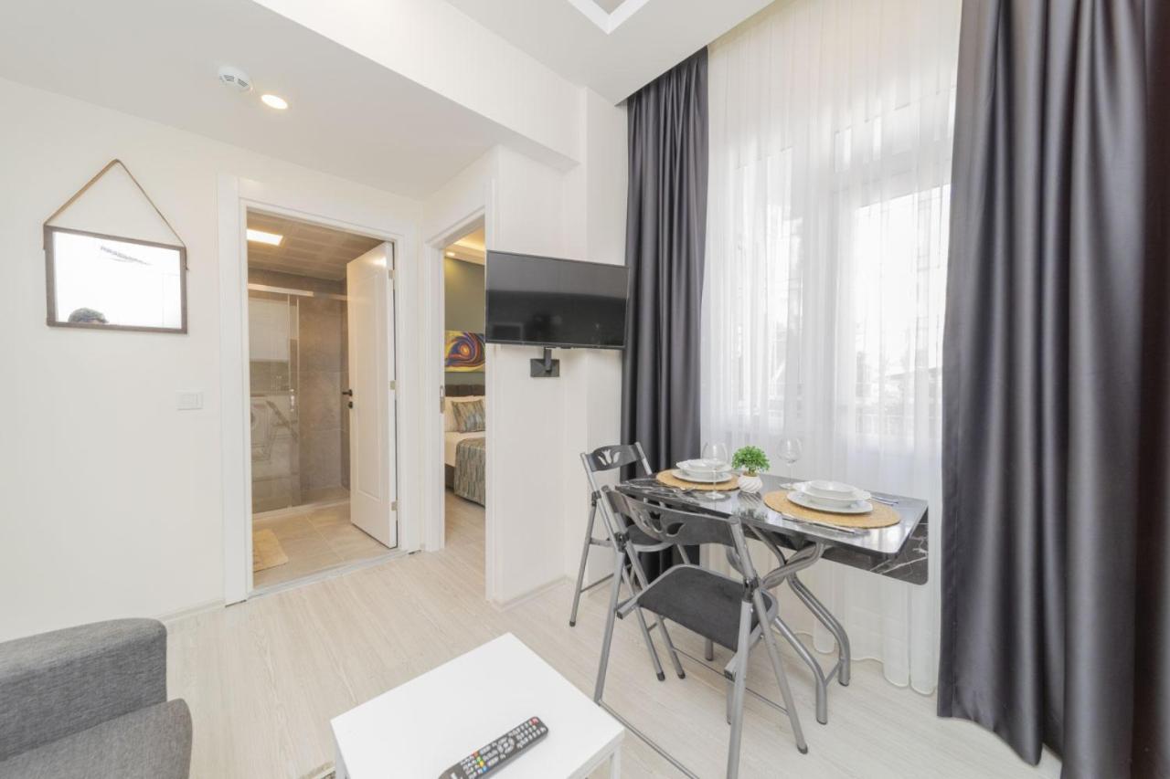 Hotel Hadrian Towers Antalia Esterno foto